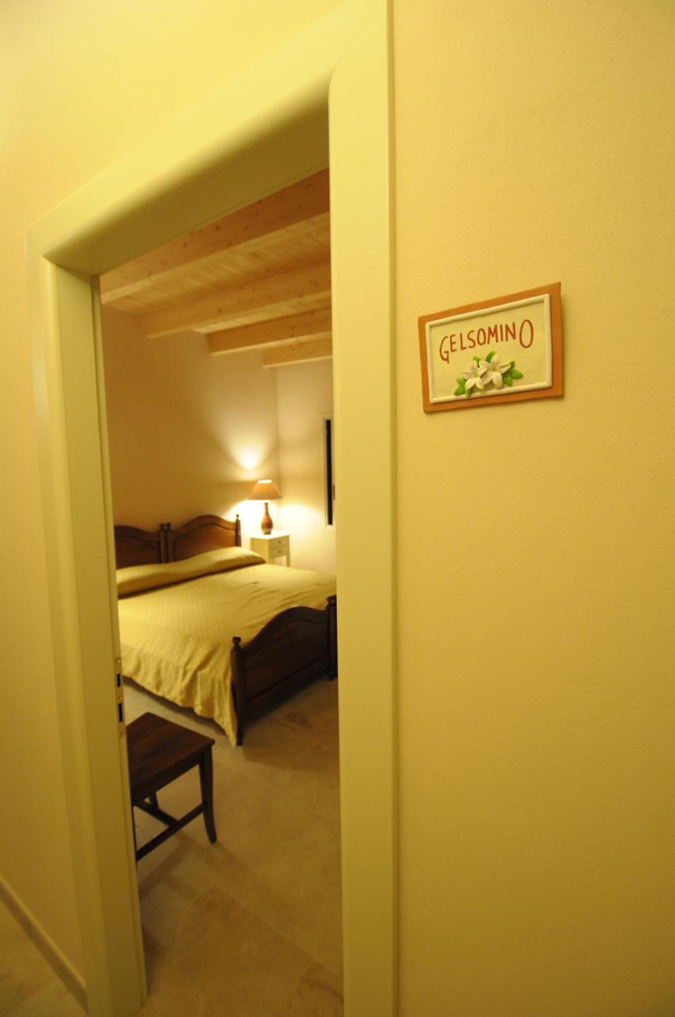 Tenuta Monaci La Murra Carmiano  Pokoj fotografie